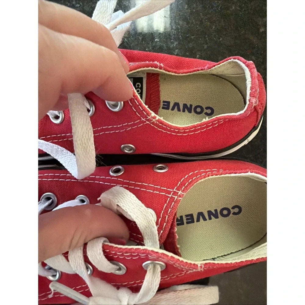 Converse Allstars Kids Sz 13.5 Red Shoes Sneakers Tennis Shoes Old School 3J326